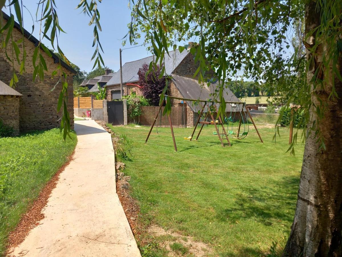 A La Memoire De Merlin & Spa Saint-Malon-sur-Mel Exterior photo